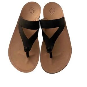 OluKai KaeKae sandals